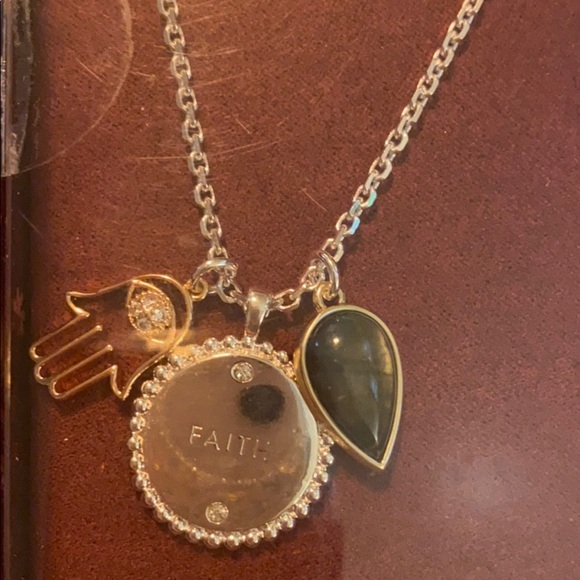COPY - NWTs Lucky Brand silver hamsa faith necklace - Picture 3 of 3
